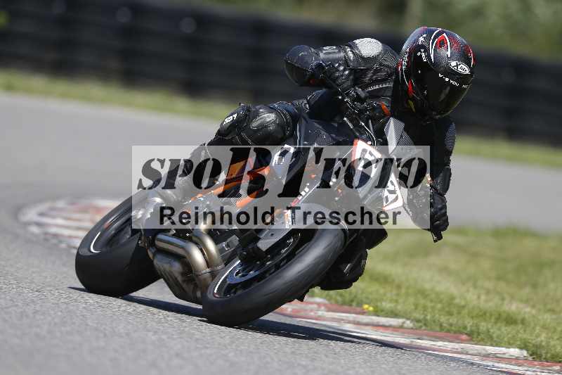 /43 08.08.2025 Discover the Bike ADR/Race 3 rot/72